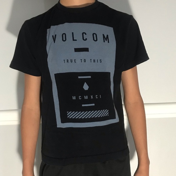 Volcom shirt - Picture 2 of 2